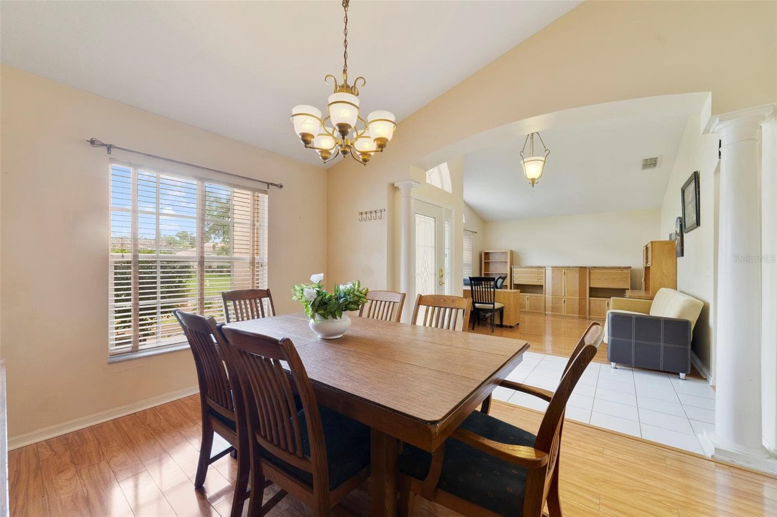 Versatile formal living and dining spaces flank the foyer. - 255 LOMA DEL SOL DR, DAVENPORT