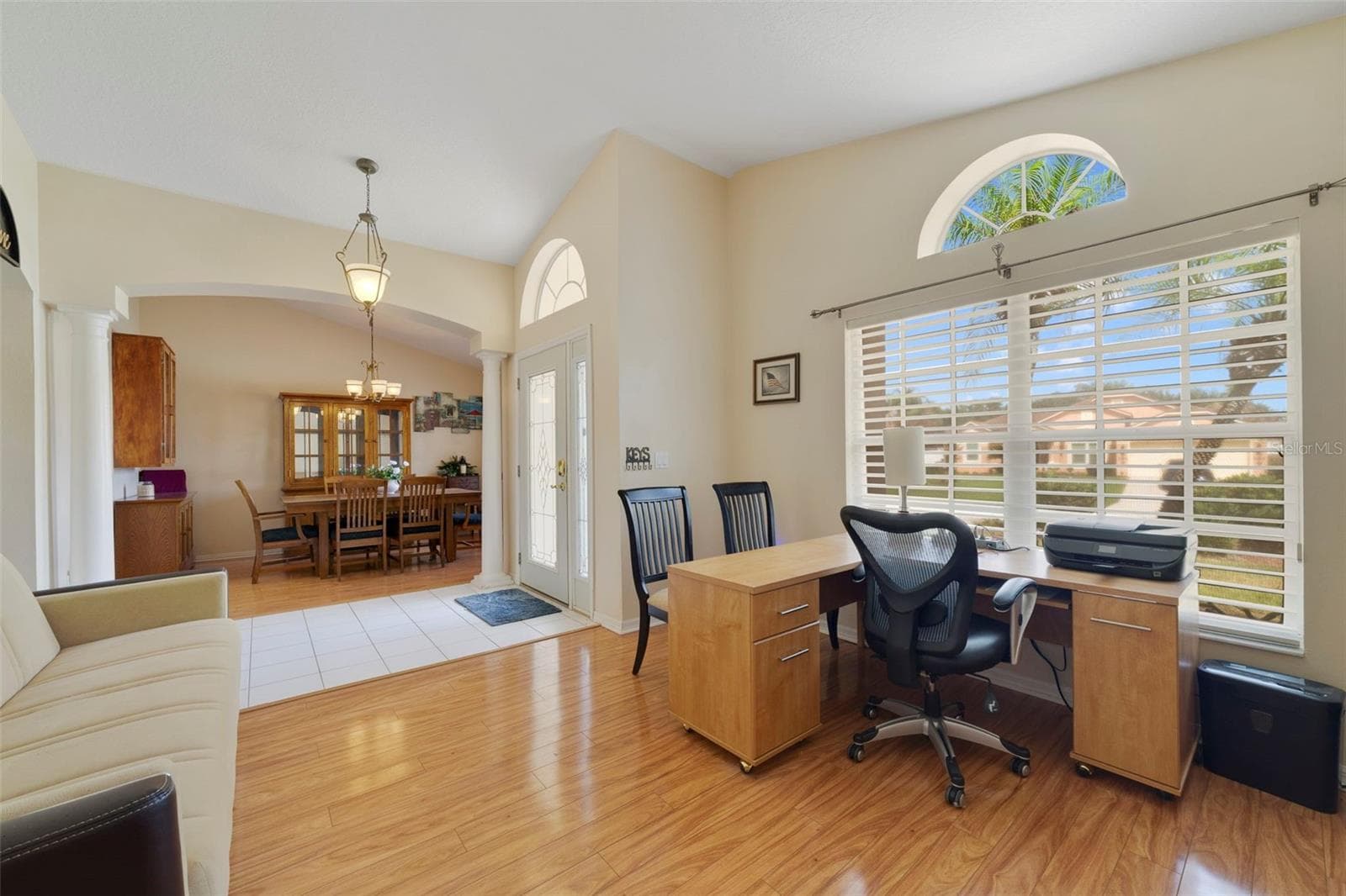 Versatile formal living and dining spaces flank the foyer. - 255 LOMA DEL SOL DR, DAVENPORT