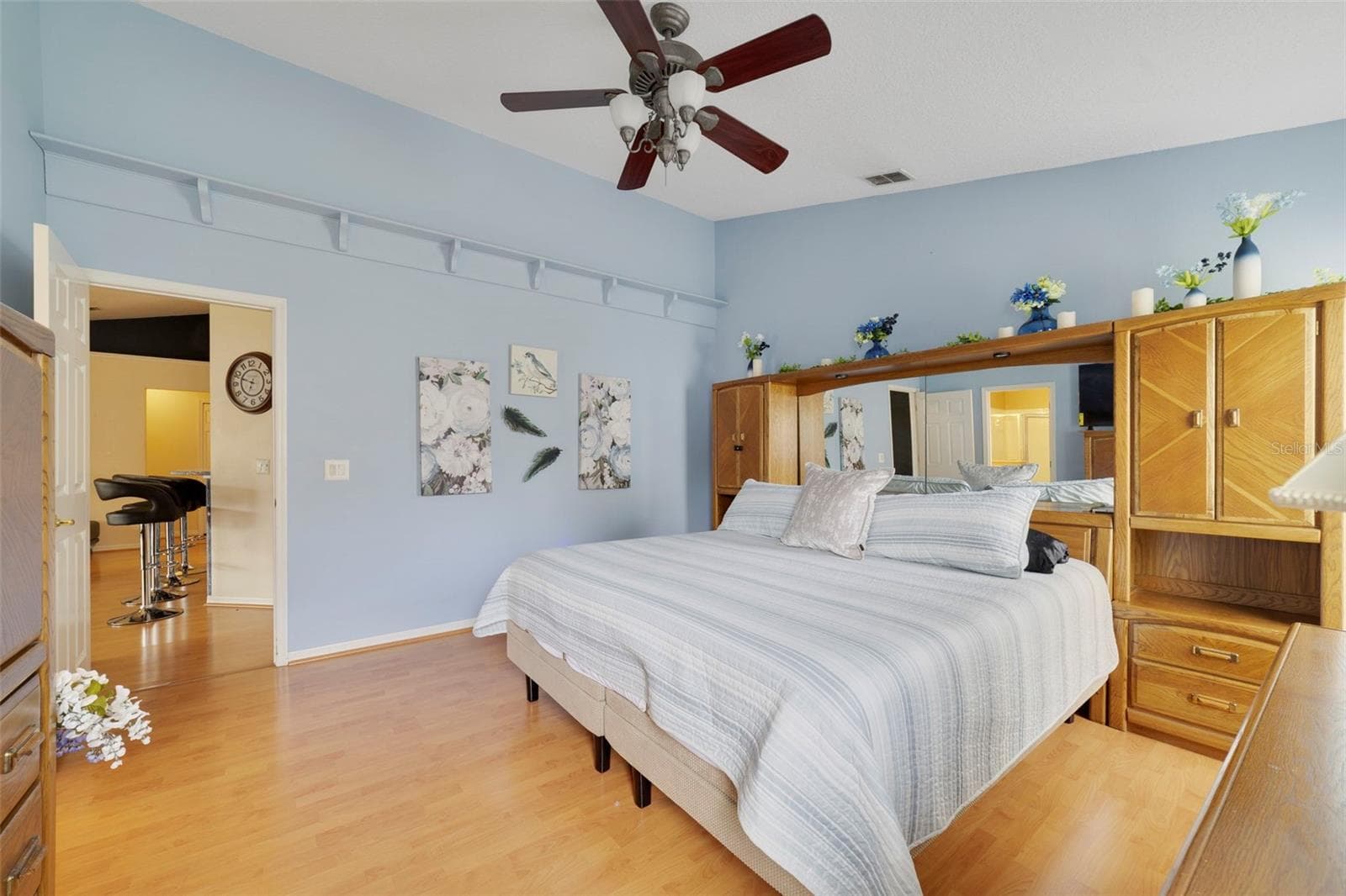 Primary Suite. - 255 LOMA DEL SOL DR, DAVENPORT