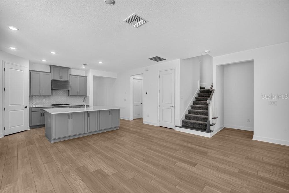 1623 Anson Lane ~ Ready Now - 1623 ANSON LN, ZEPHYRHILLS