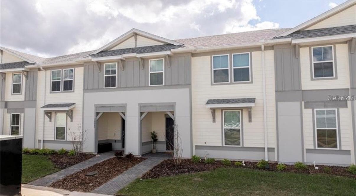 1264 BLUE ISLAND DR