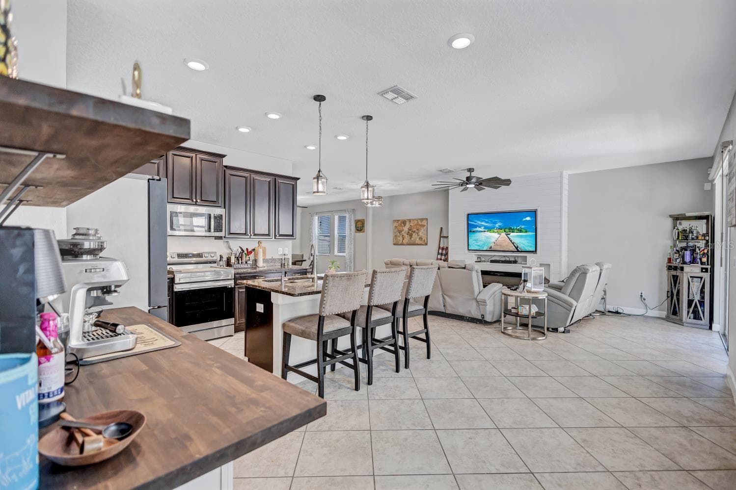 Single Family Residence at 11911 TWILIGHT DARNER PL, RIVERVIEW, photo 4 of 21