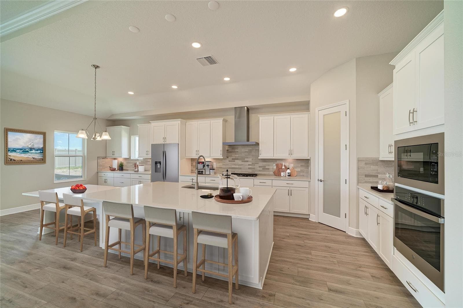 Single Family Residence at 9806 LEAF GREEN LN, DADE CITY, photo 2 of 34