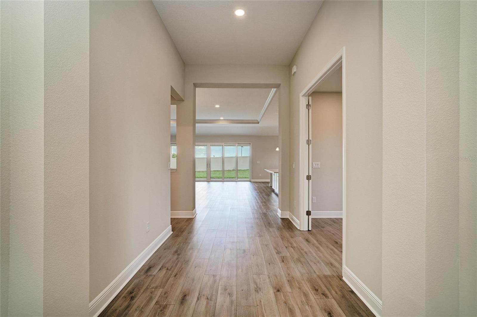 Single Family Residence at 9806 LEAF GREEN LN, DADE CITY, photo 10 of 34
