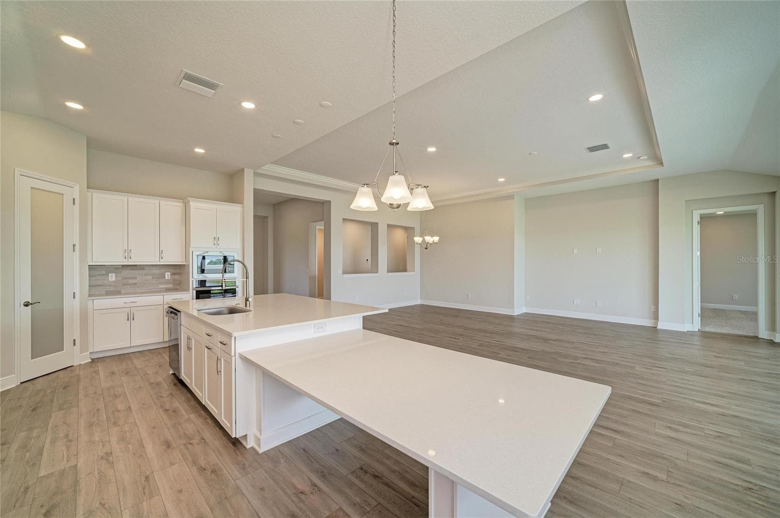 Single Family Residence at 9806 LEAF GREEN LN, DADE CITY, photo 14 of 34