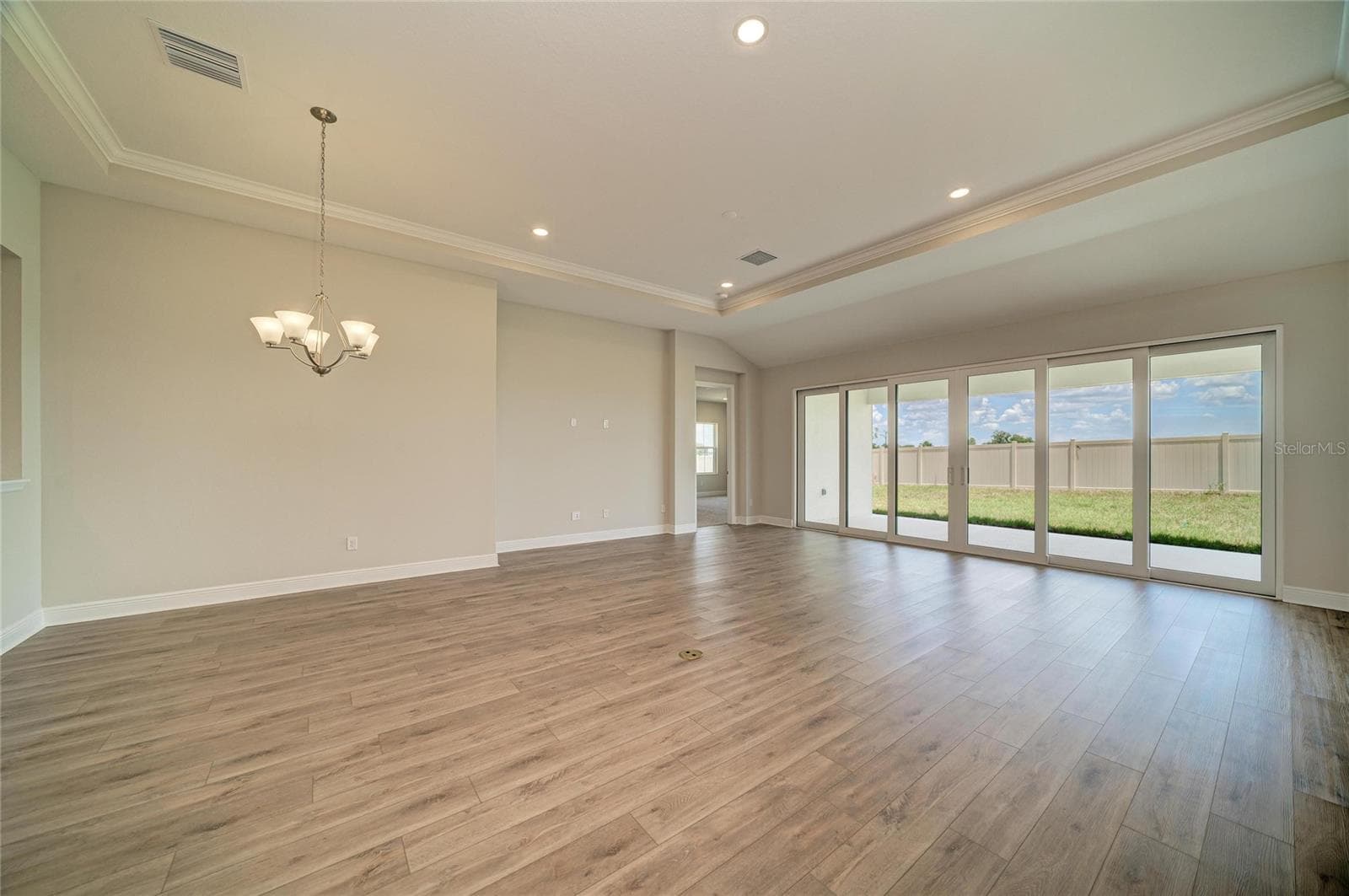 Single Family Residence at 9806 LEAF GREEN LN, DADE CITY, photo 19 of 34