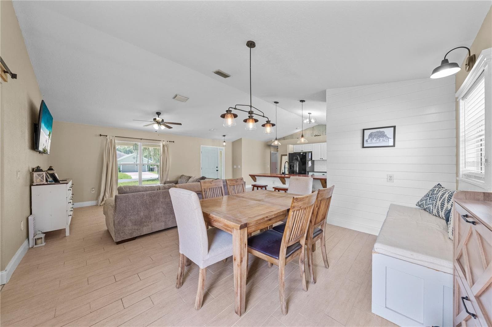 Single Family Residence at 4865 MEADOW DR, ST CLOUD, photo 15 of 33