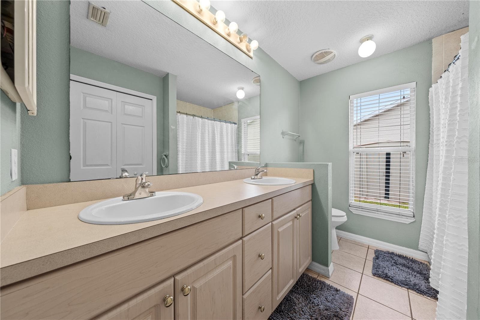 Primary bathroom - 4865 MEADOW DR, ST CLOUD