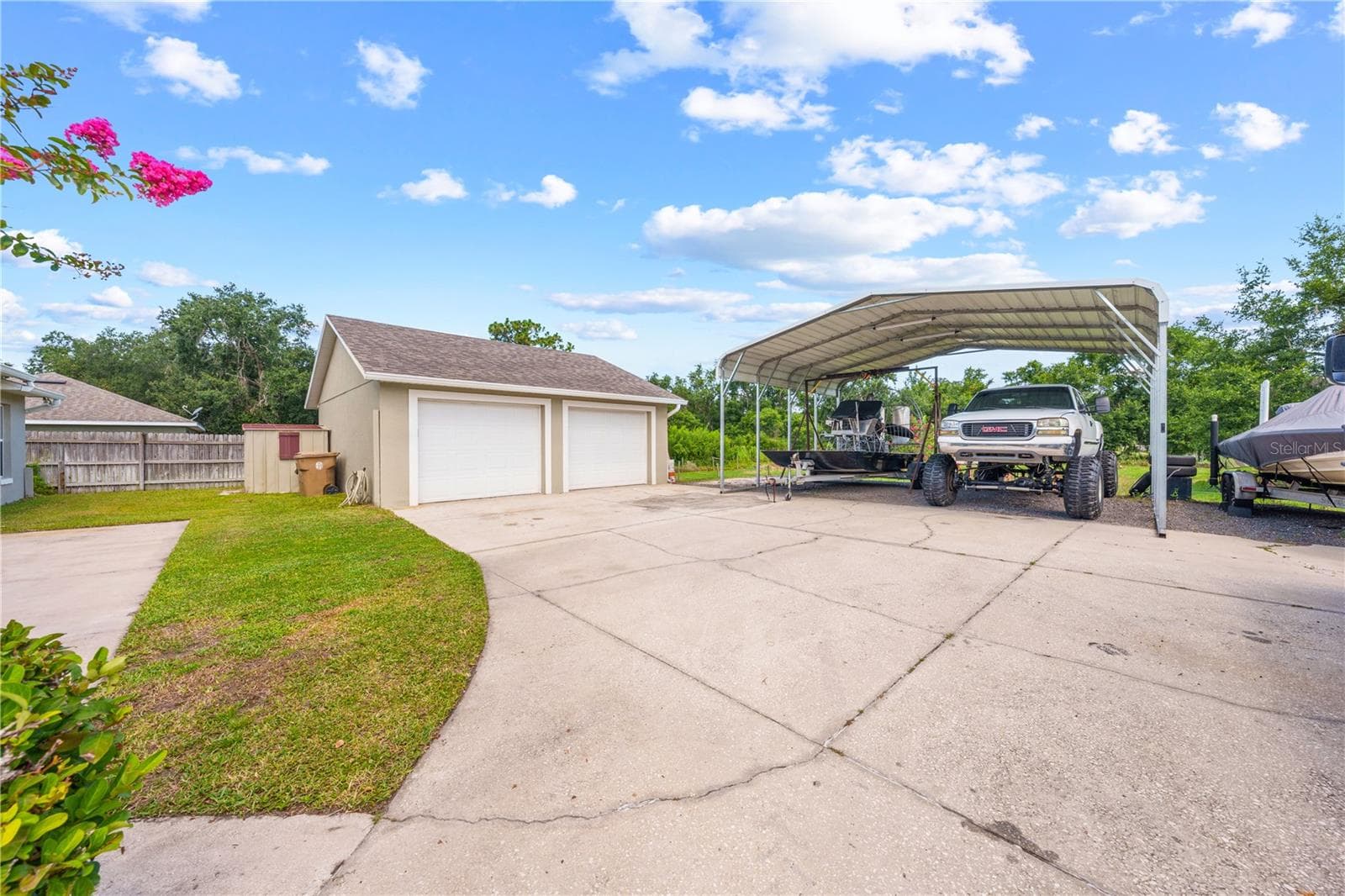 Detached garage/ carport - 4865 MEADOW DR, ST CLOUD