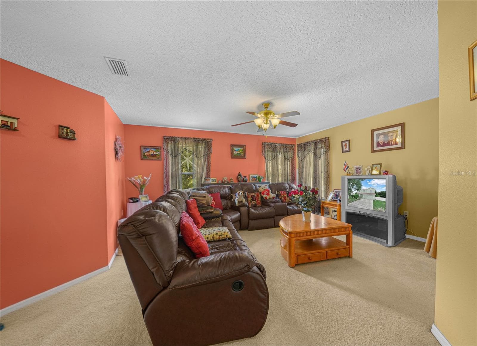 Single Family Residence at 7448 HUNTERS GREENE CIR, LAKELAND, photo 17 of 29