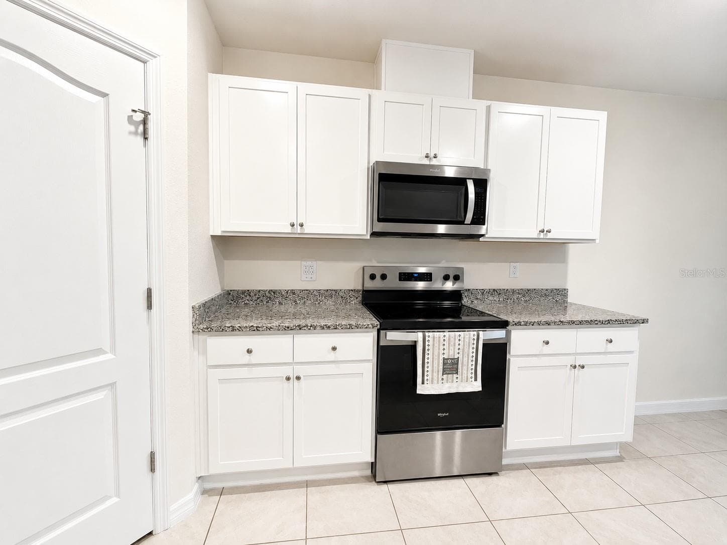 Single Family Residence at 1117 GRIFFON AVE, LAKE ALFRED, photo 9 of 66