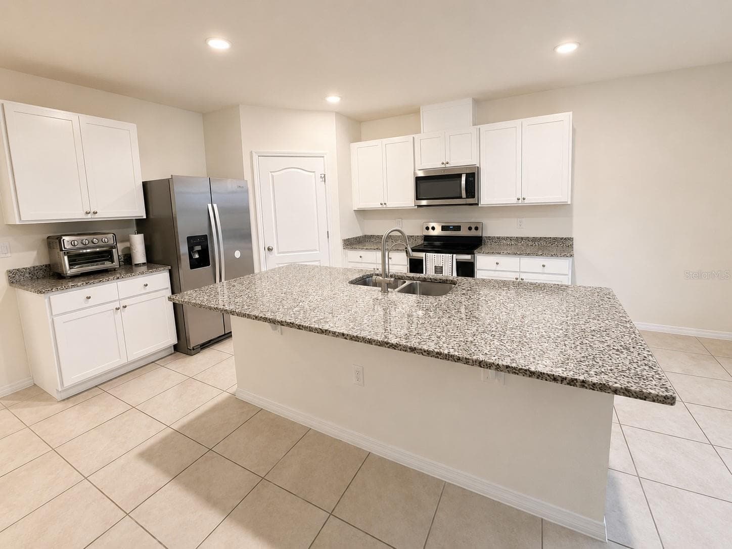 Single Family Residence at 1117 GRIFFON AVE, LAKE ALFRED, photo 10 of 66