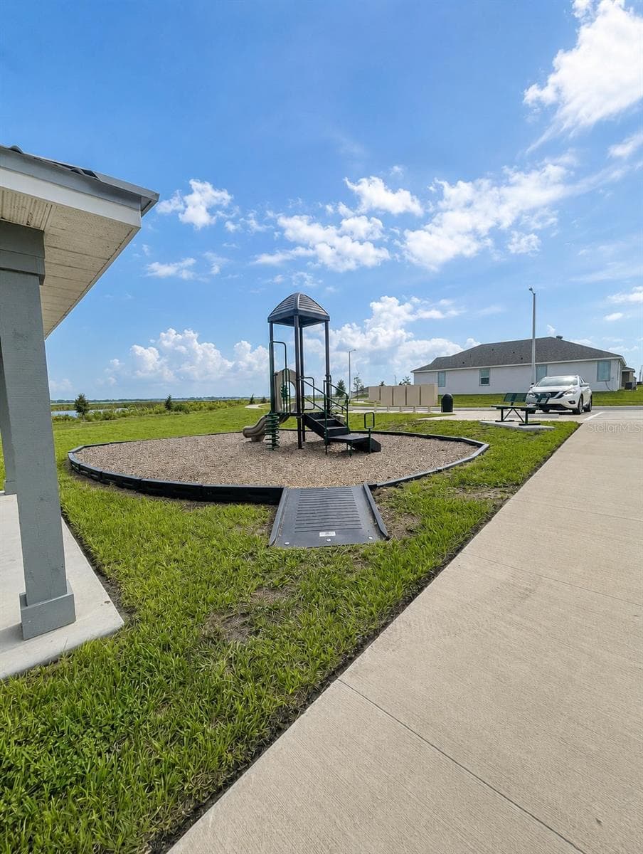 Single Family Residence at 1117 GRIFFON AVE, LAKE ALFRED, photo 65 of 66