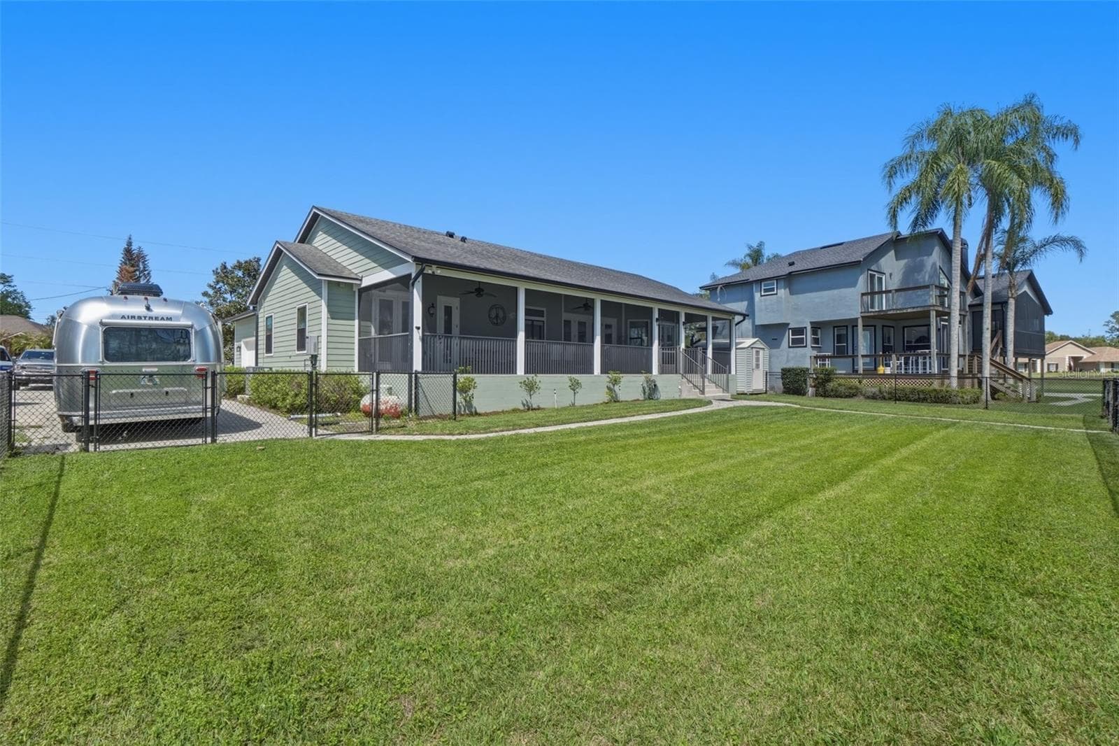 Backyard - 834 MILLSHORE DR, CHULUOTA