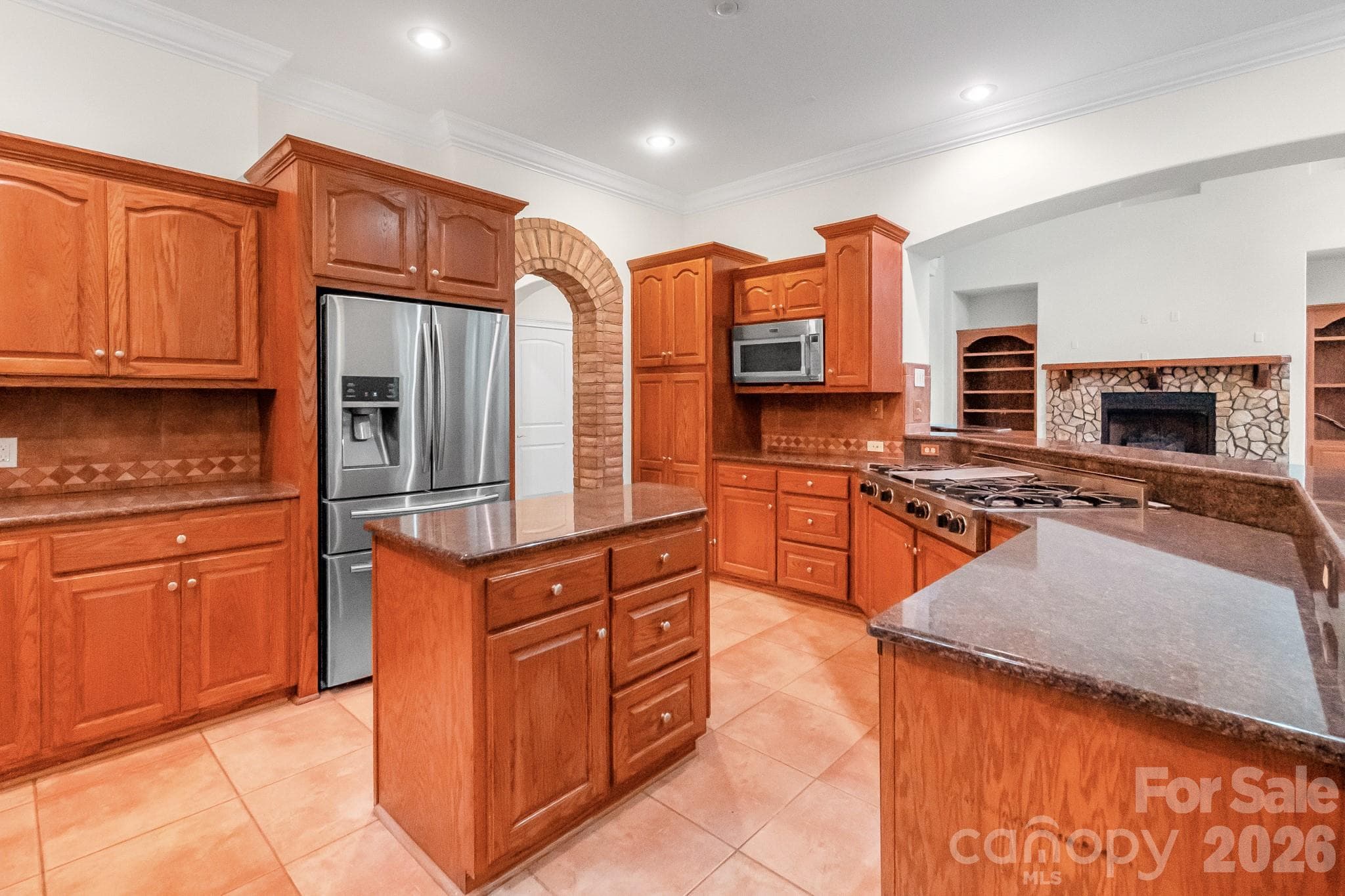 Single Family Residence at 3248 The Knoll Lane, Lancaster, photo 11 of 48