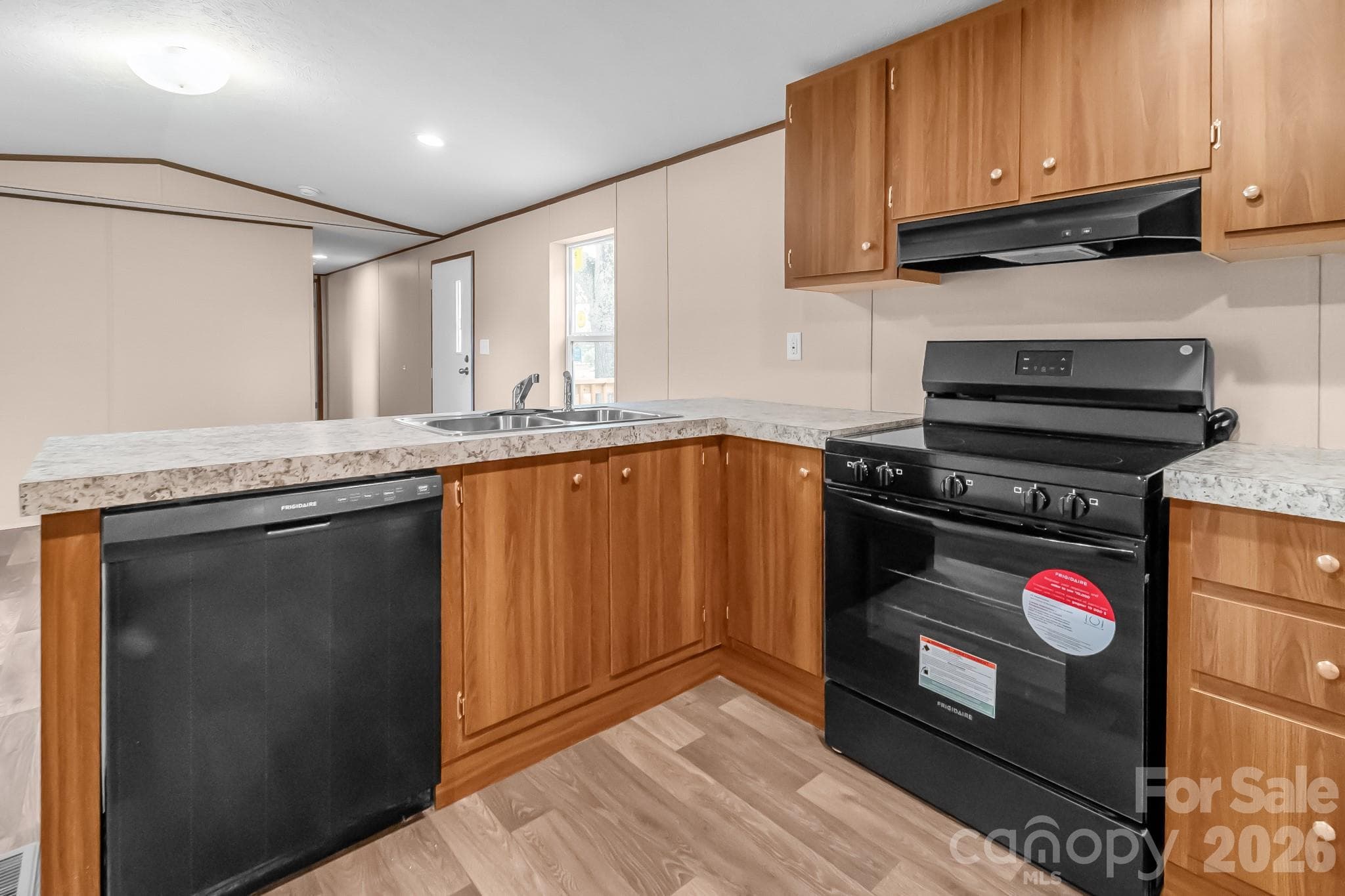 Single Family Residence at 7627 Kershaw Camden Highway, Kershaw, photo 12 of 45