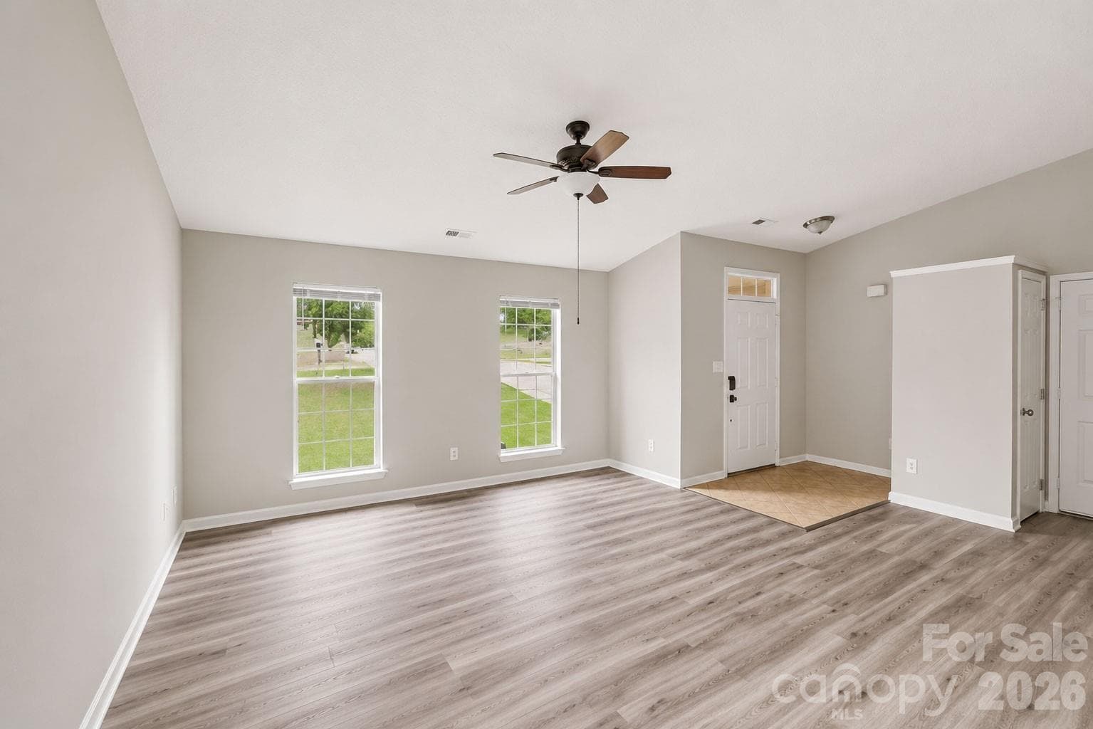 Single Family Residence at 1828 Sugar Hollow Drive, Charlotte, photo 9 of 22