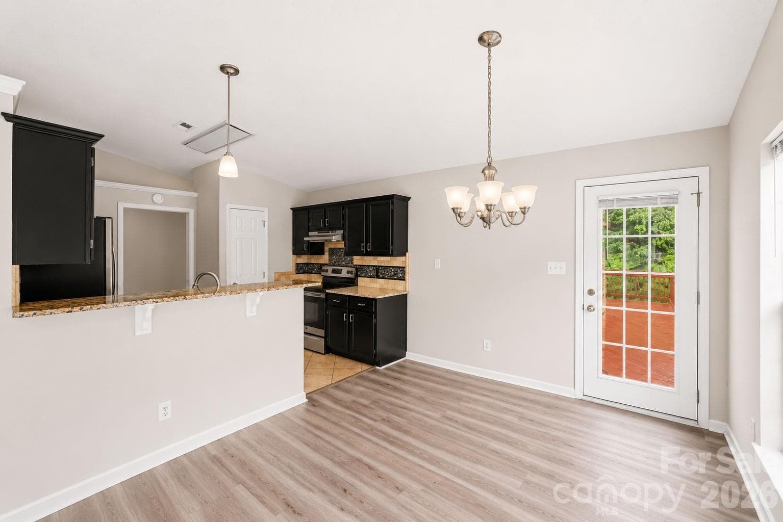 Single Family Residence at 1828 Sugar Hollow Drive, Charlotte, photo 15 of 22