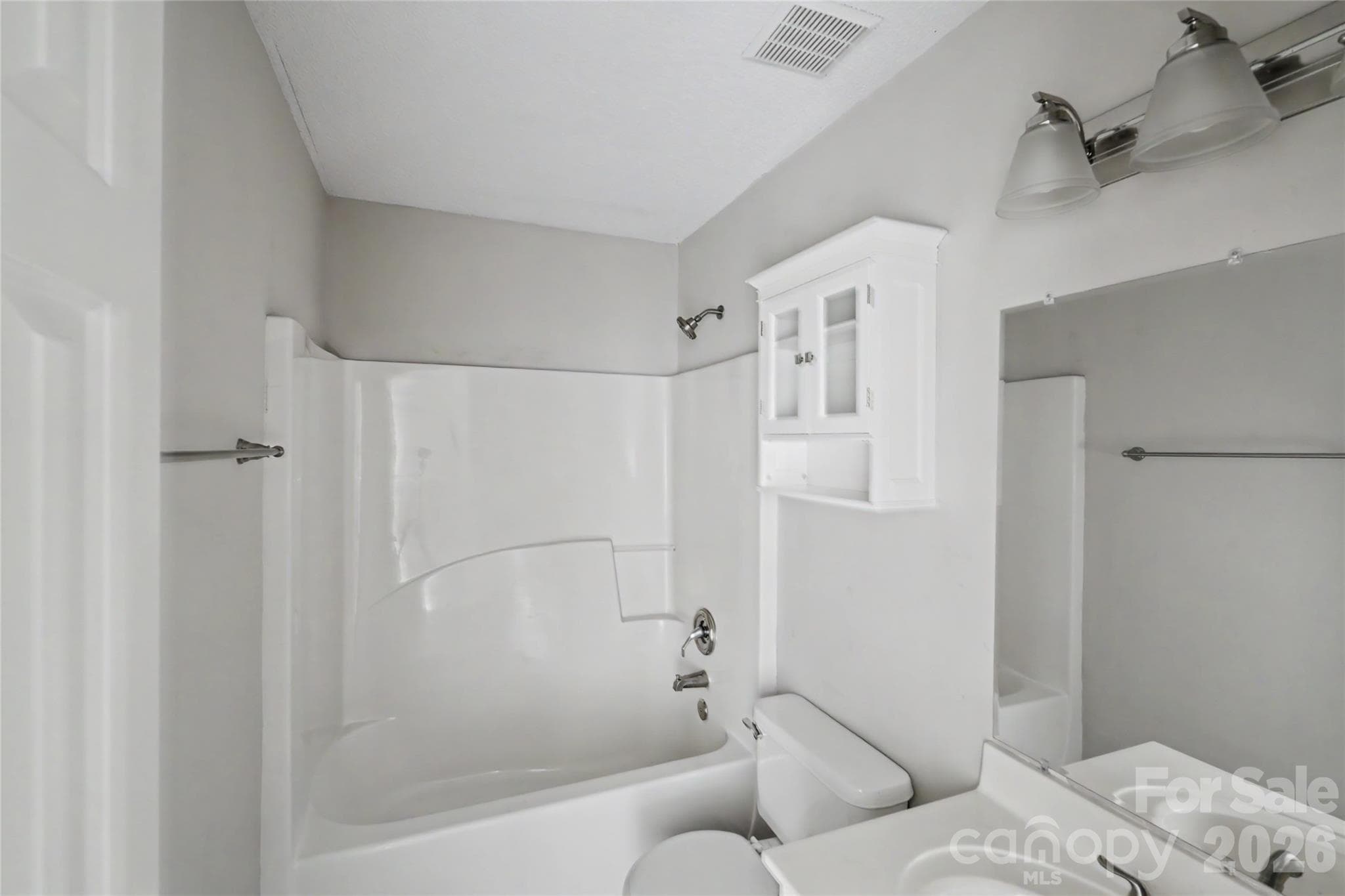 Single Family Residence at 1828 Sugar Hollow Drive, Charlotte, photo 2 of 22