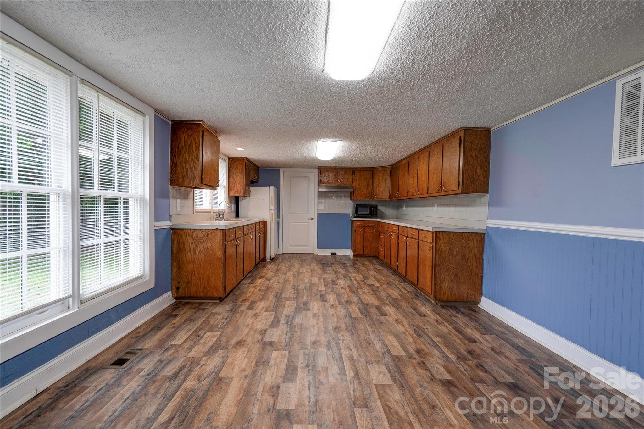 Kitchen - 1726 Metcalf Road, Shelby