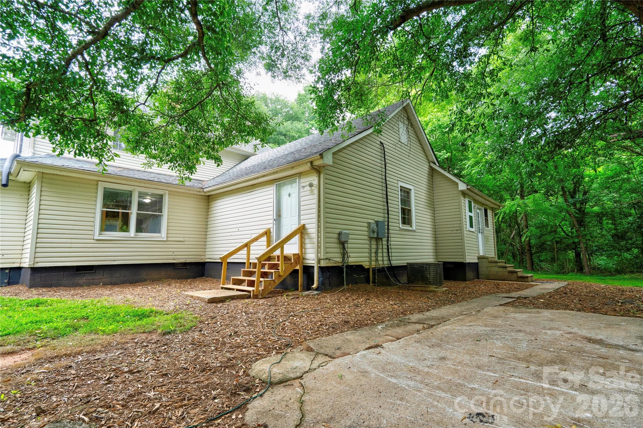 Side & Back Entrances - 1726 Metcalf Road, Shelby