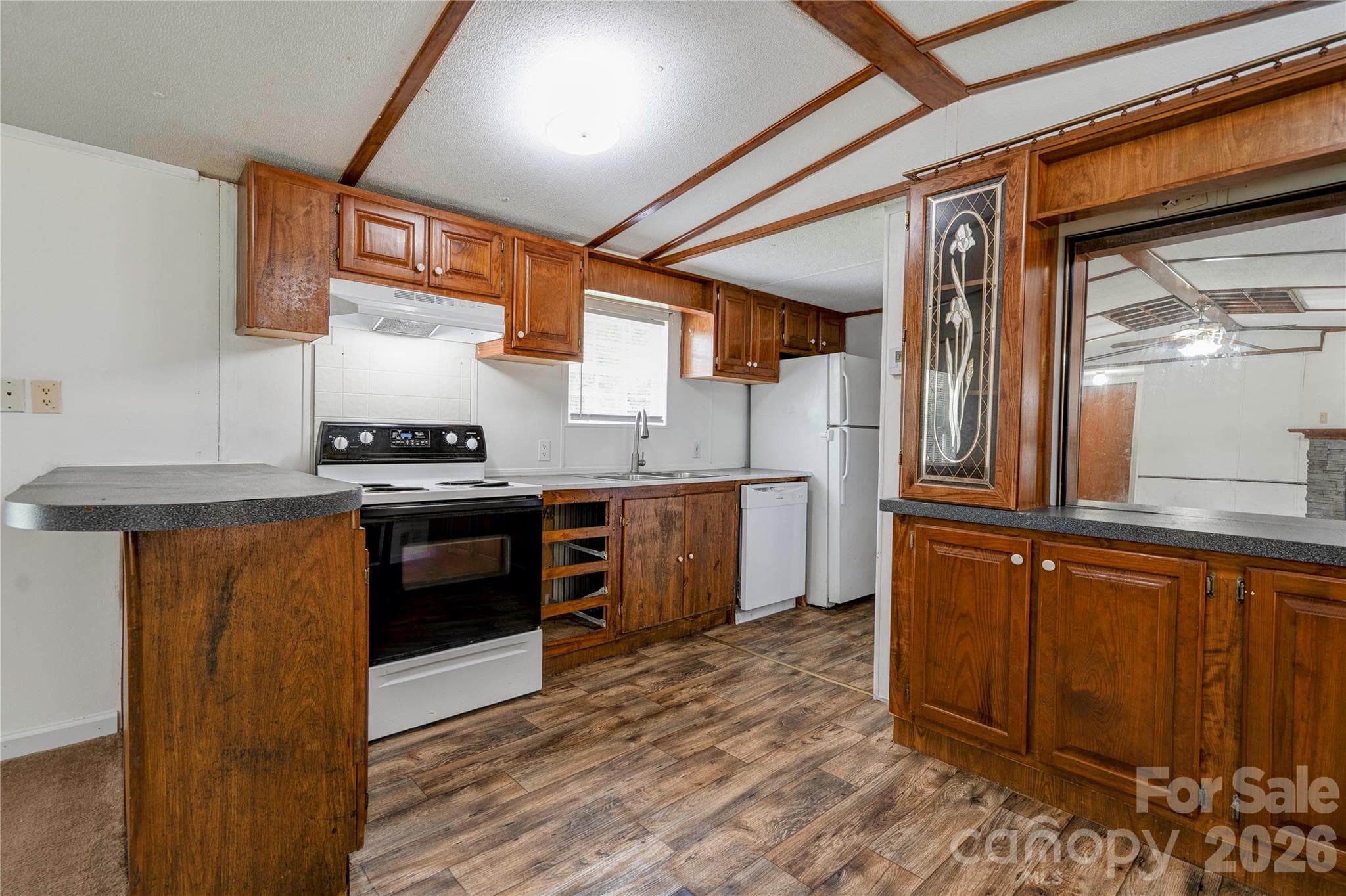 Kitchen - 1726 Metcalf Road, Shelby