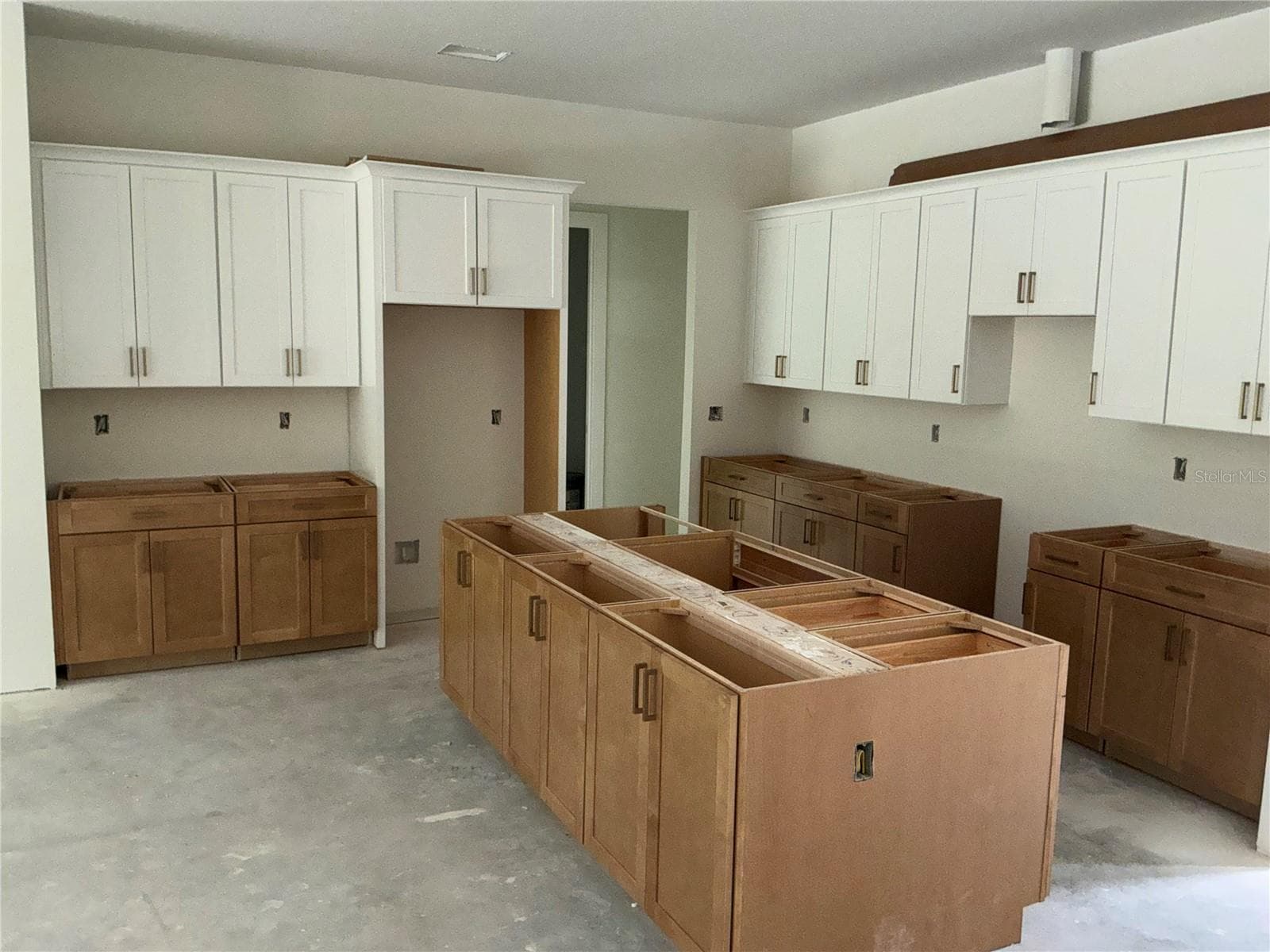 Single Family Residence at 9149 TREVINO DR, WEEKI WACHEE, photo 5 of 10