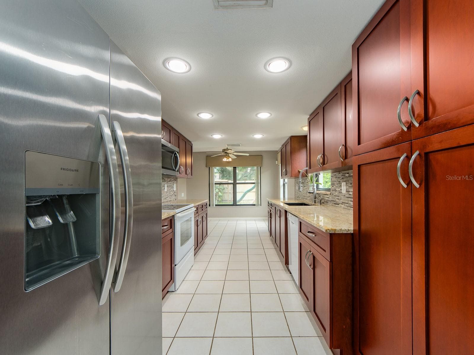 Single Family Residence at 1612 MIDNIGHT PASS WAY, CLEARWATER, photo 7 of 33