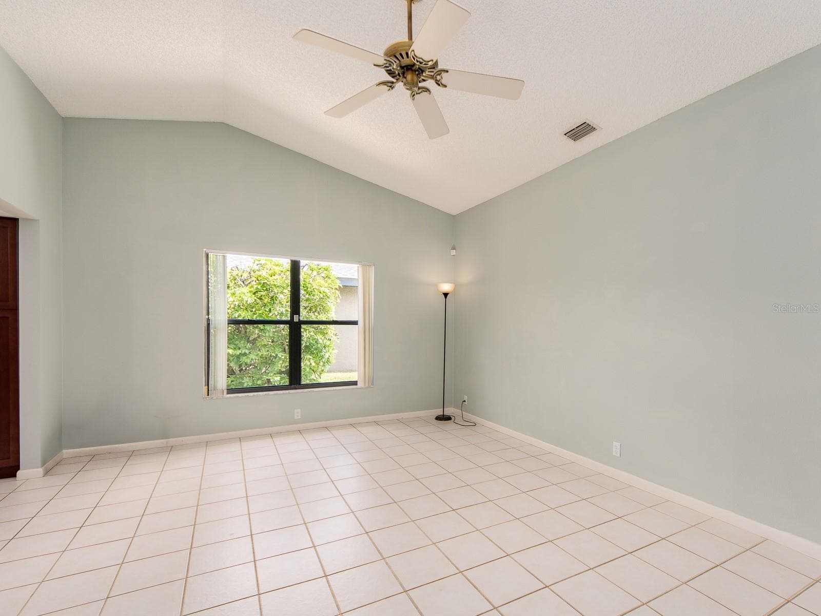 Dinning room - 1612 MIDNIGHT PASS WAY, CLEARWATER