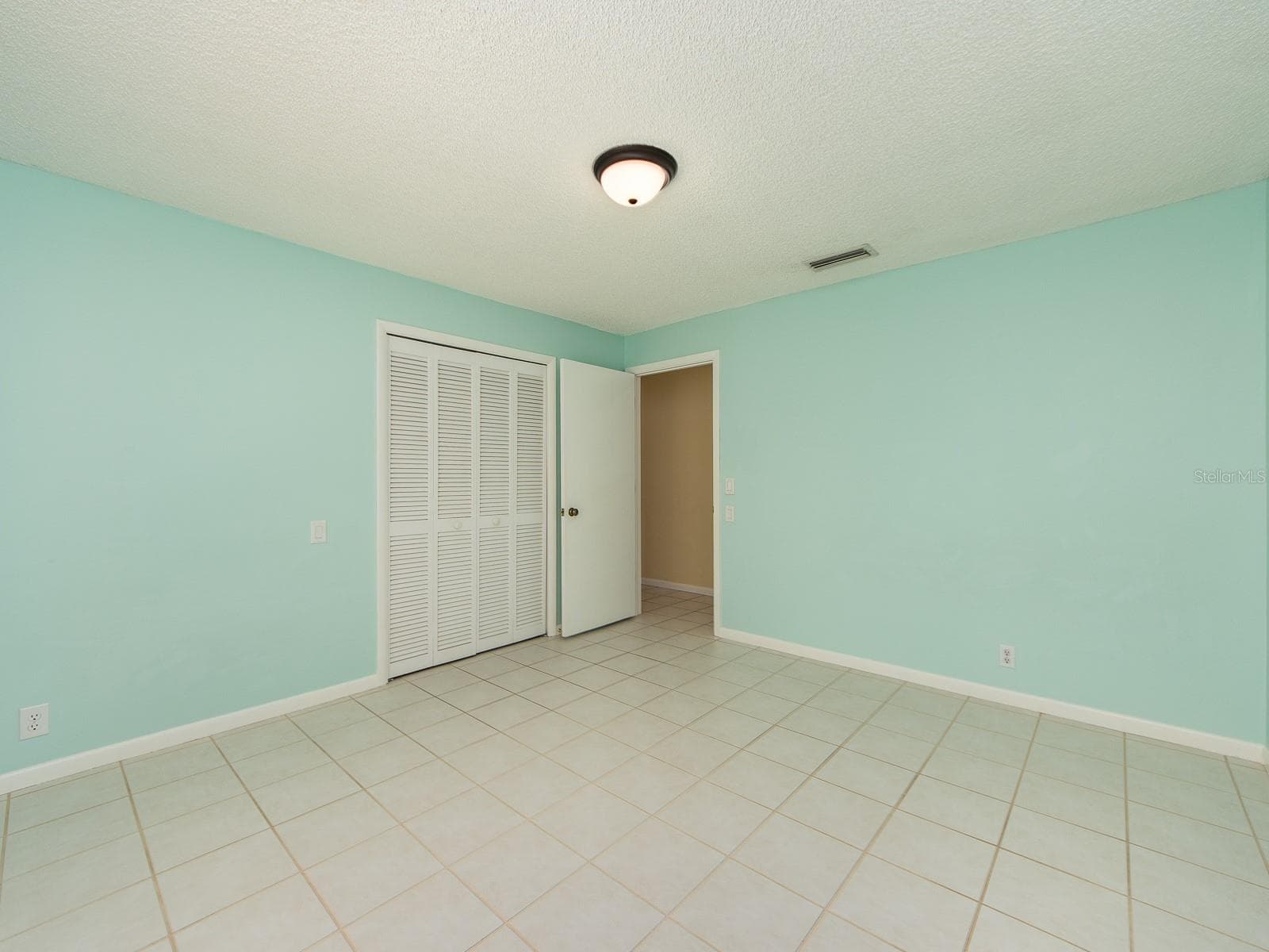 Bedroom 1 - 1612 MIDNIGHT PASS WAY, CLEARWATER