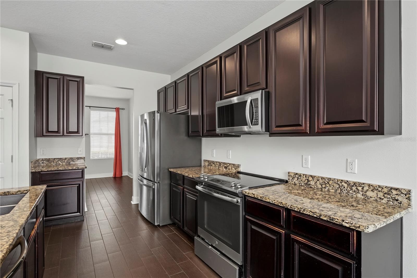 Single Family Residence at 637 GRASSY STONE DR, WINTER GARDEN, photo 20 of 67