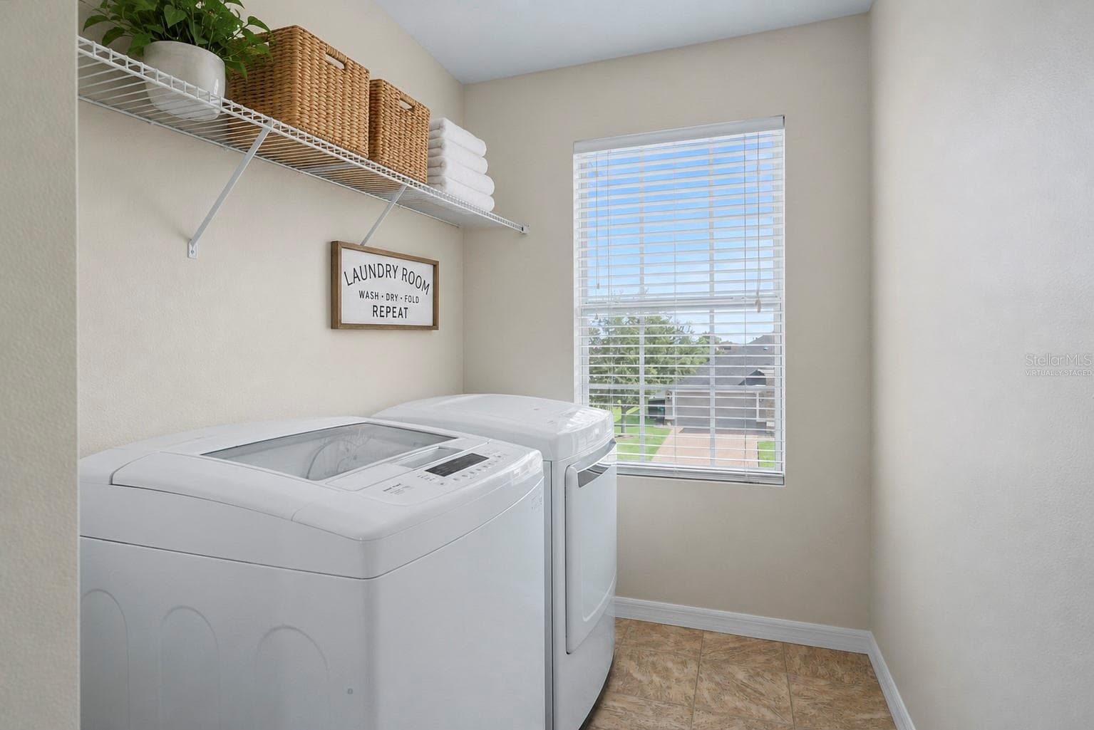 Virtually Staged - 637 GRASSY STONE DR, WINTER GARDEN