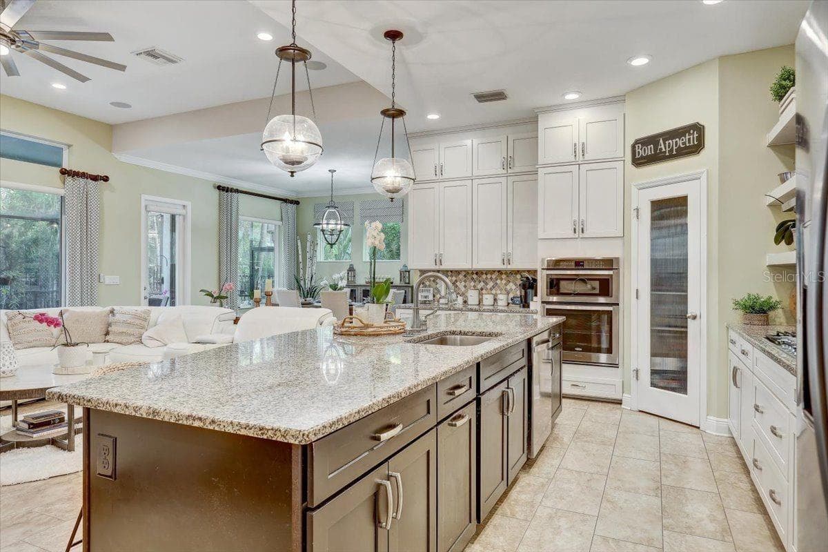 Single Family Residence at 7209 MEETING HOUSE LN, APOLLO BEACH, photo 8 of 56