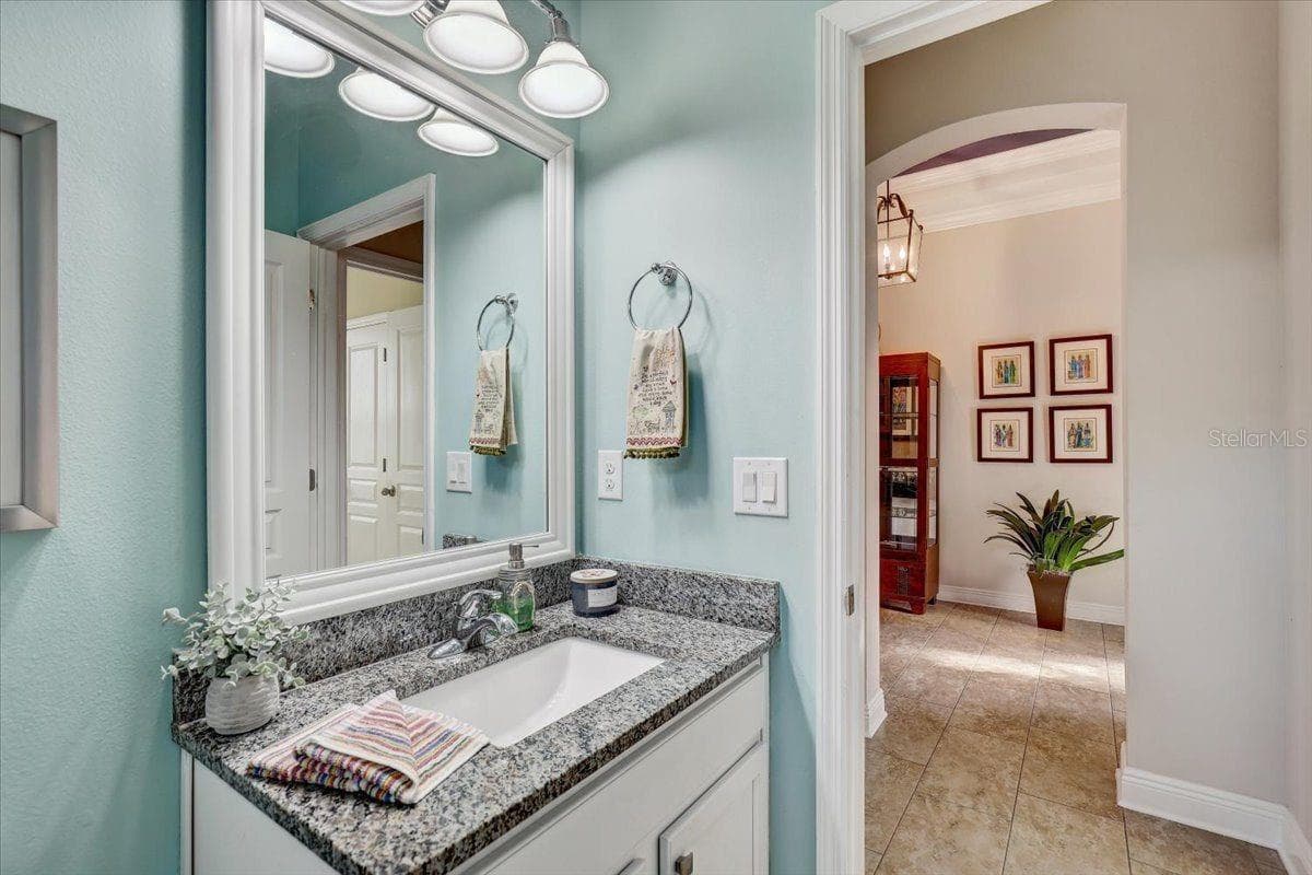 Single Family Residence at 7209 MEETING HOUSE LN, APOLLO BEACH, photo 25 of 56