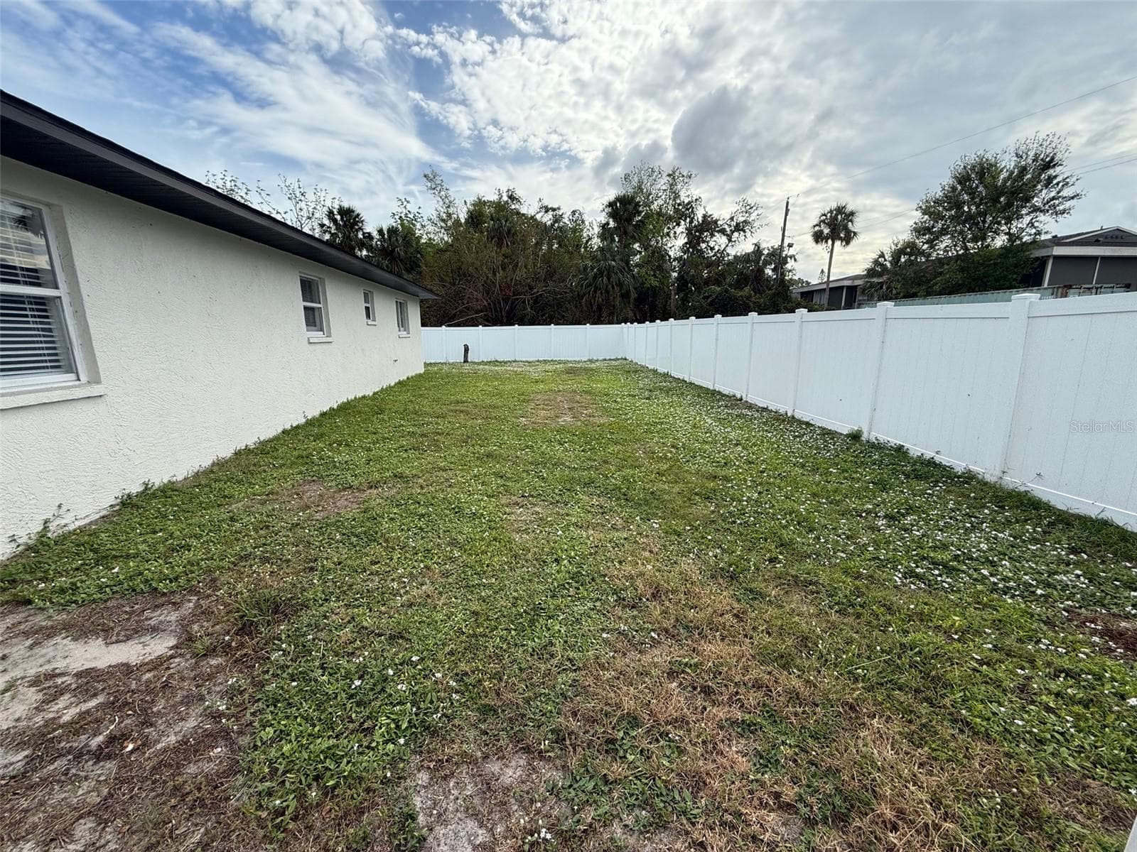 Single Family Residence at 1802 MARTIN LUTHER KING AVE E, BRADENTON, photo 9 of 11