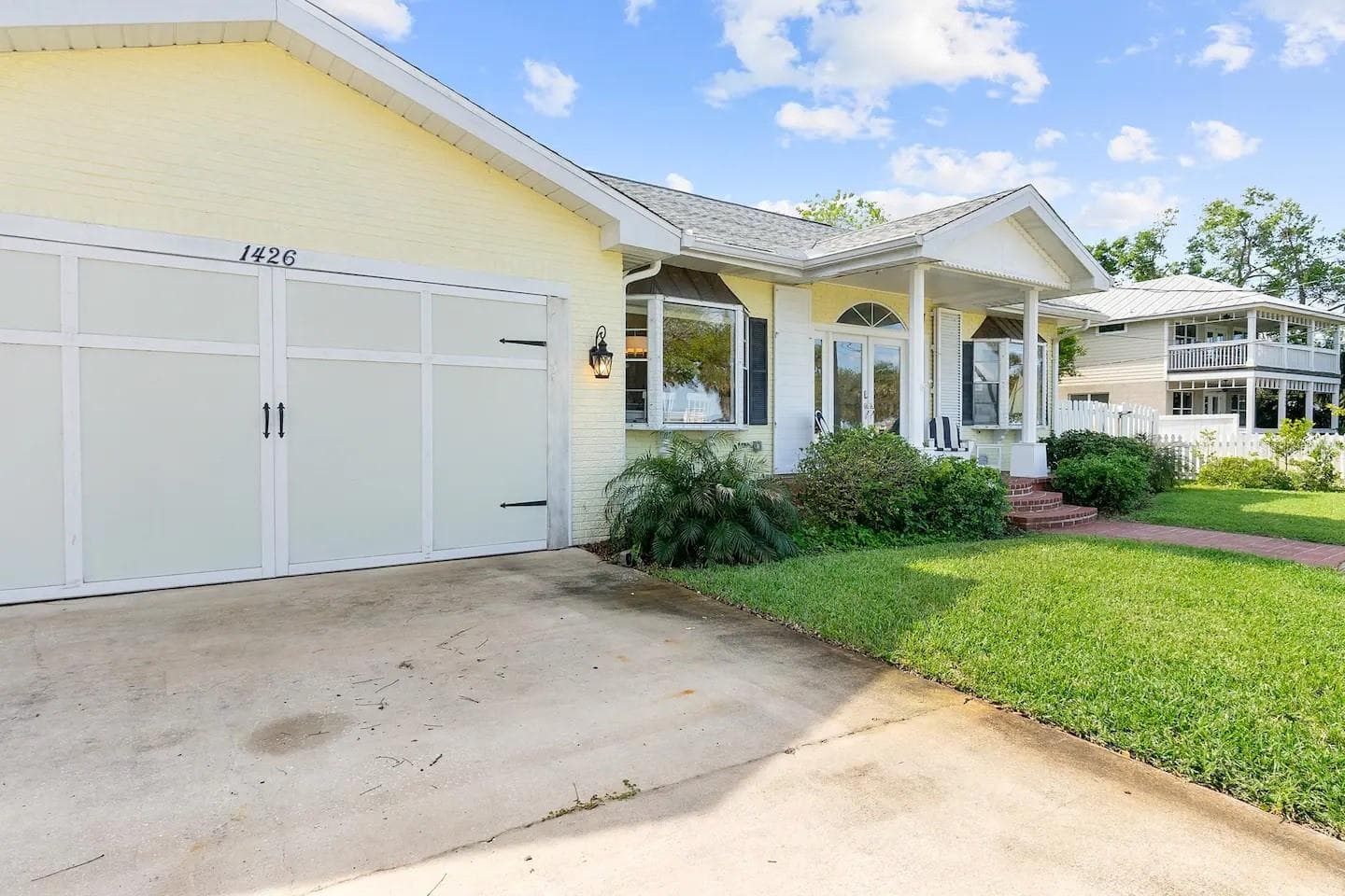 Single Family Residence at 1426 RIVERSIDE DR, DAYTONA BEACH, photo 2 of 29