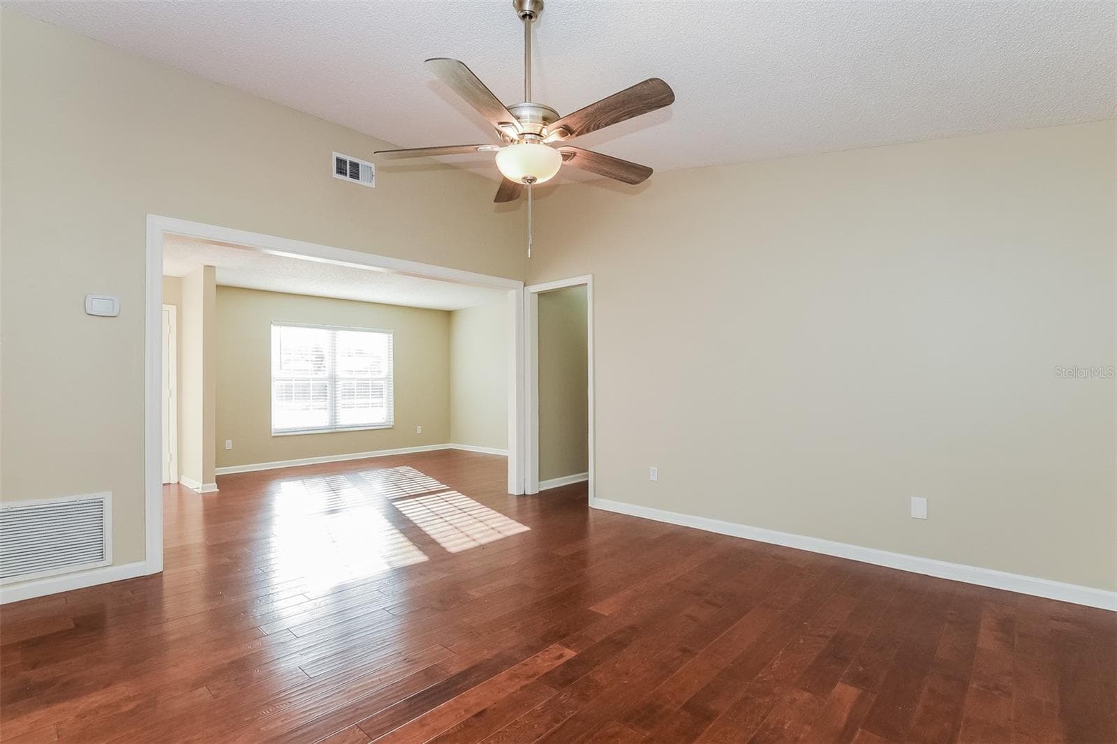 Single Family Residence at 5409 ALBERT DR, WINTER PARK, photo 7 of 15