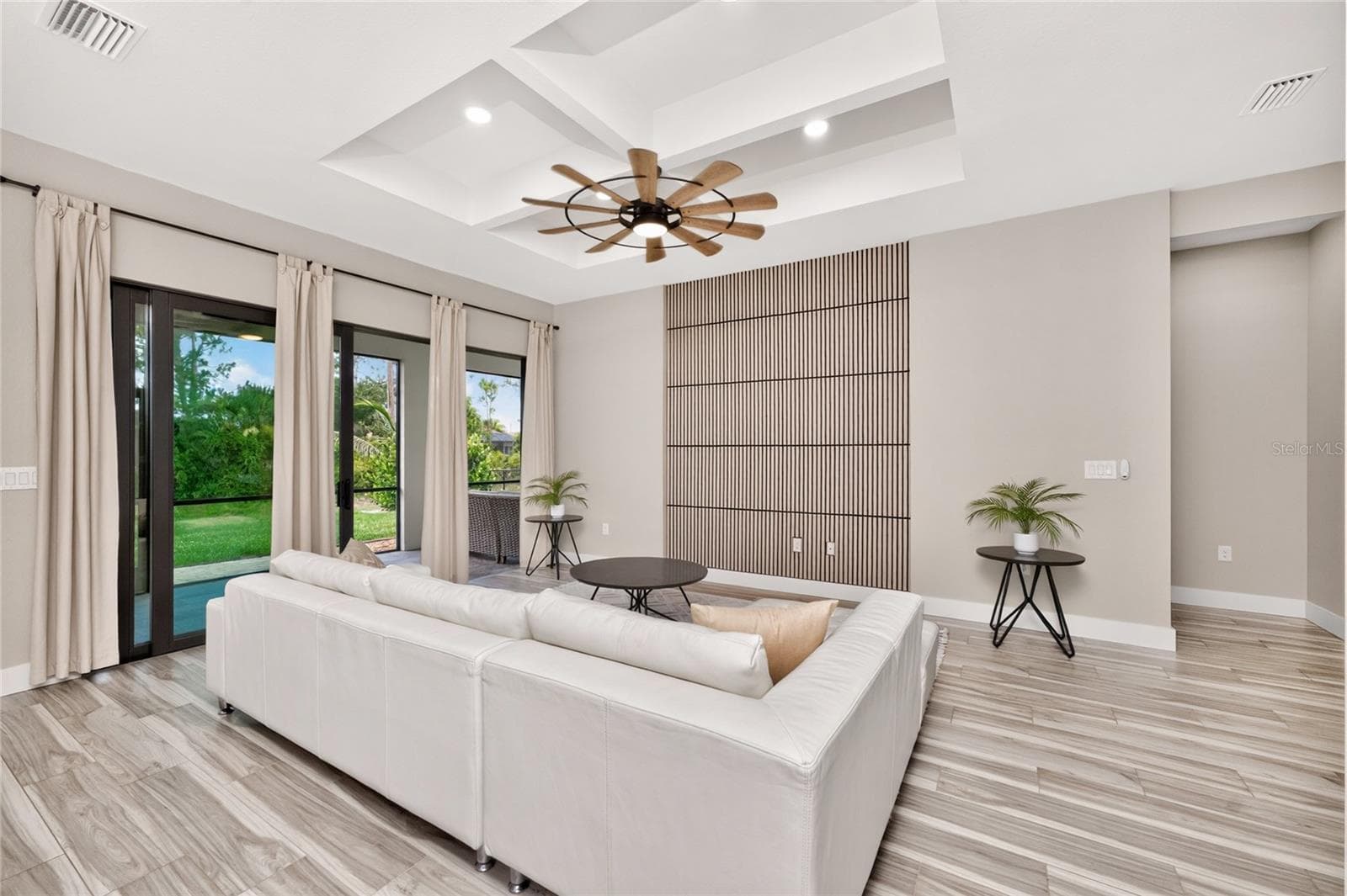 Single Family Residence at 253 LONG MEADOW LN, ROTONDA WEST, photo 15 of 64