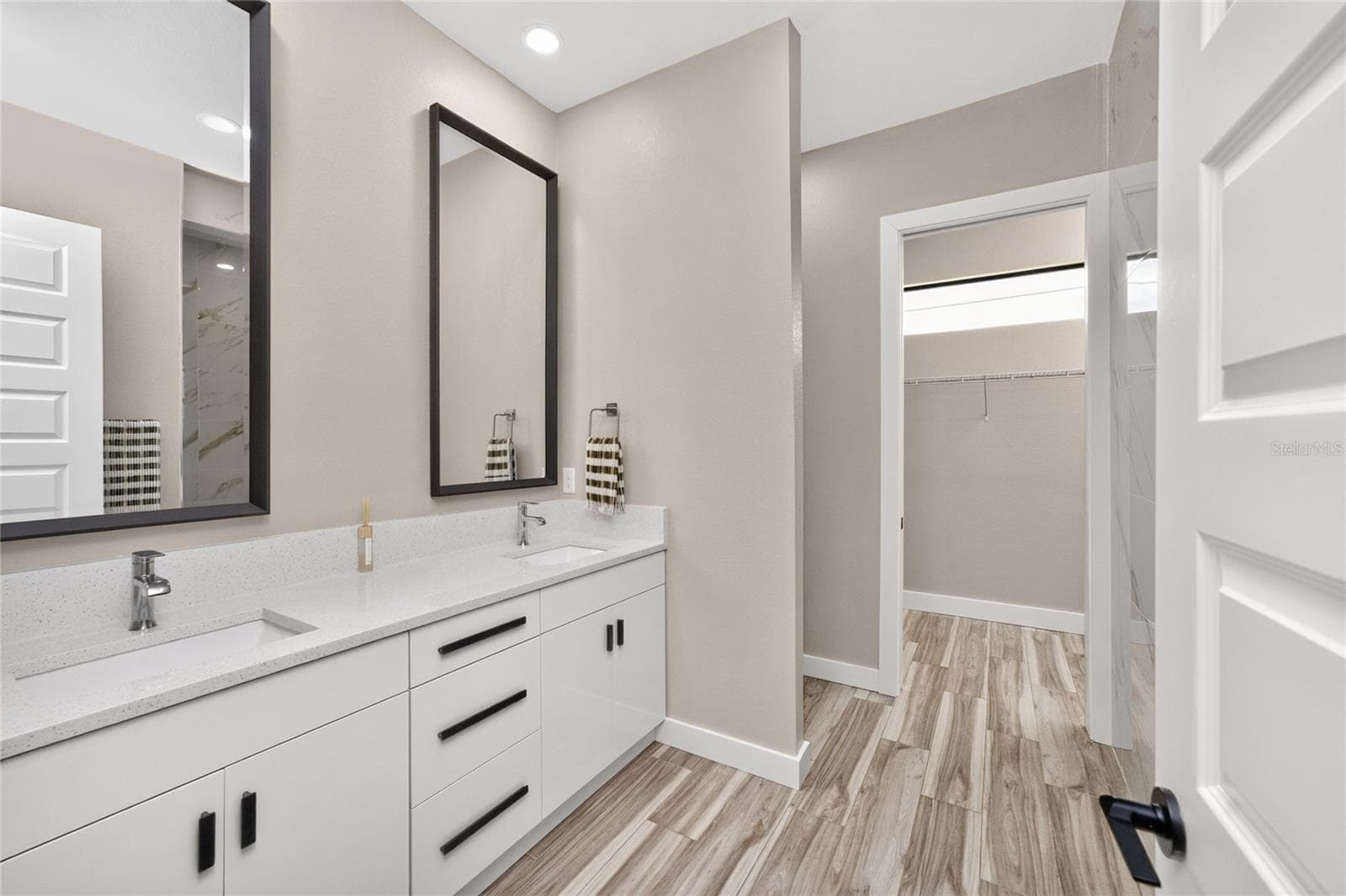 Single Family Residence at 253 LONG MEADOW LN, ROTONDA WEST, photo 33 of 64