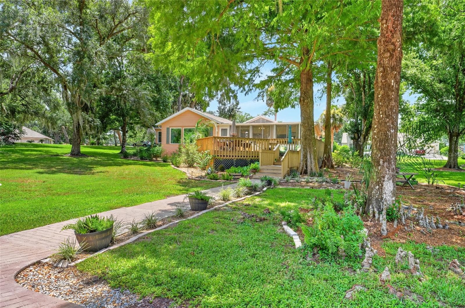 Single Family Residence at 5 HICKORY HEAD HAMMOCK, THE VILLAGES, photo 64 of 66
