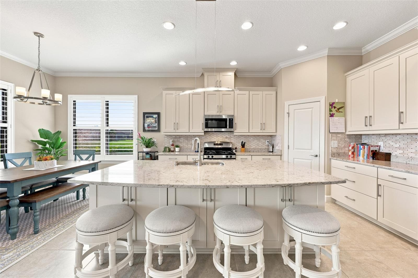 Single Family Residence at 4616 STICKLEY CT, PALMETTO, photo 6 of 61