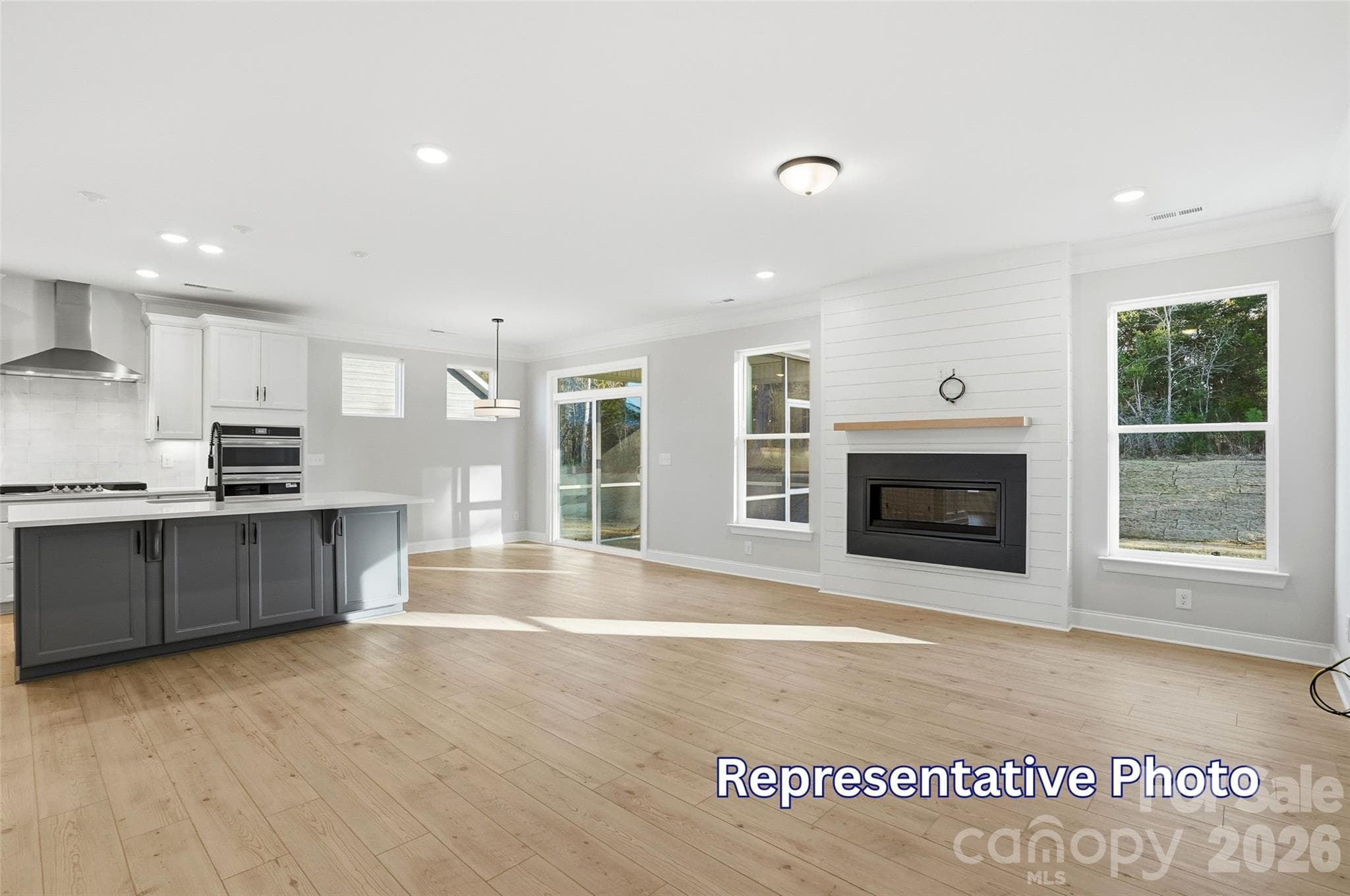 Single Family Residence at 1067 Tradition Club Street, York, photo 11 of 37