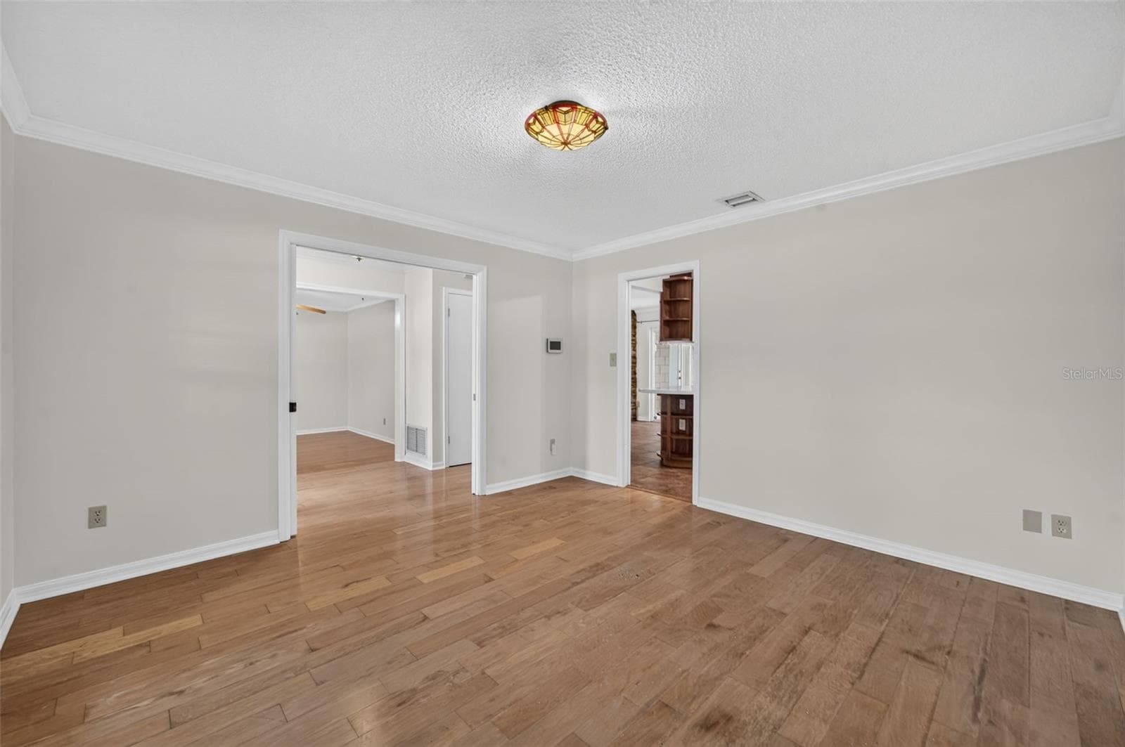 Dining room with pocket door - 2051 DYAN WAY, MAITLAND