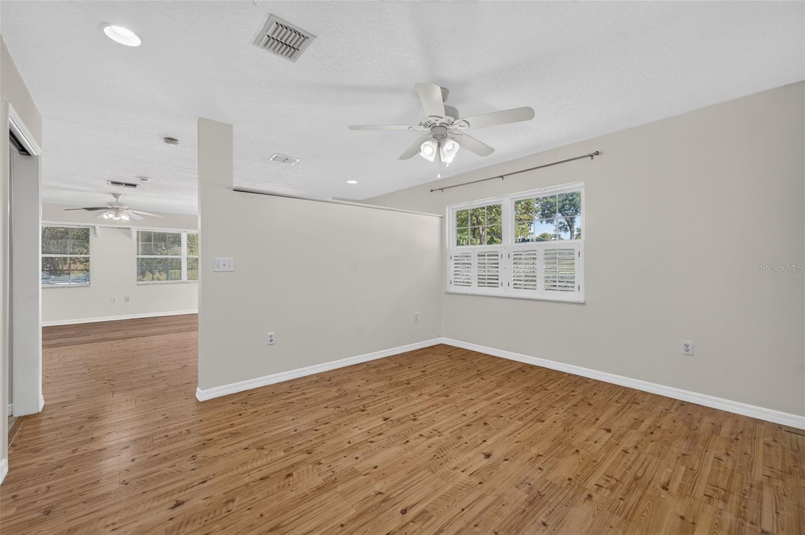 In-law suite bedroom - 2051 DYAN WAY, MAITLAND