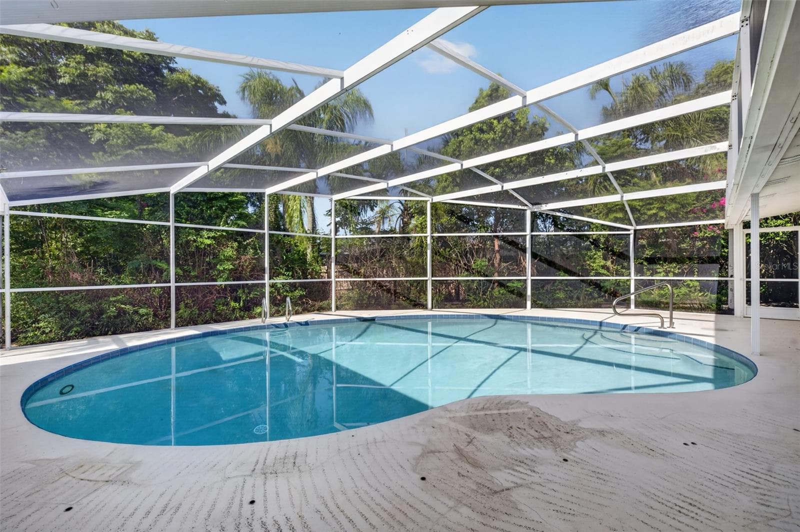 Screened pool with baby protection fence available - 2051 DYAN WAY, MAITLAND