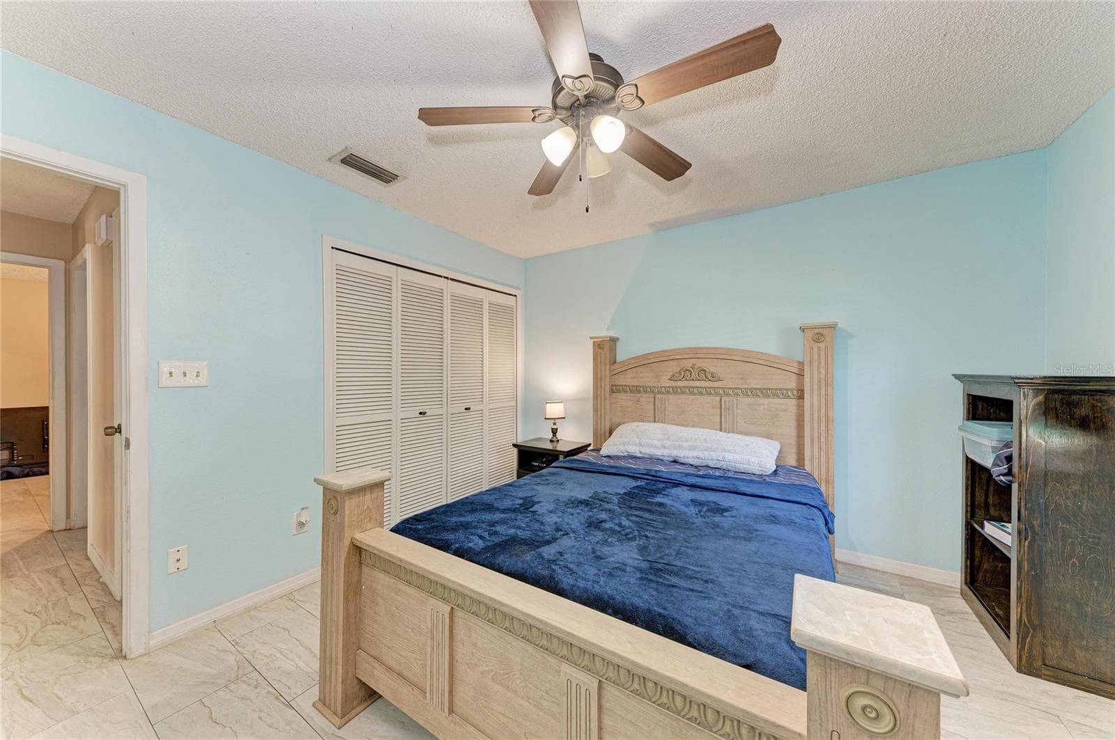 Single Family Residence at 1520 SUNNYHILLS DR, BRANDON, photo 23 of 38
