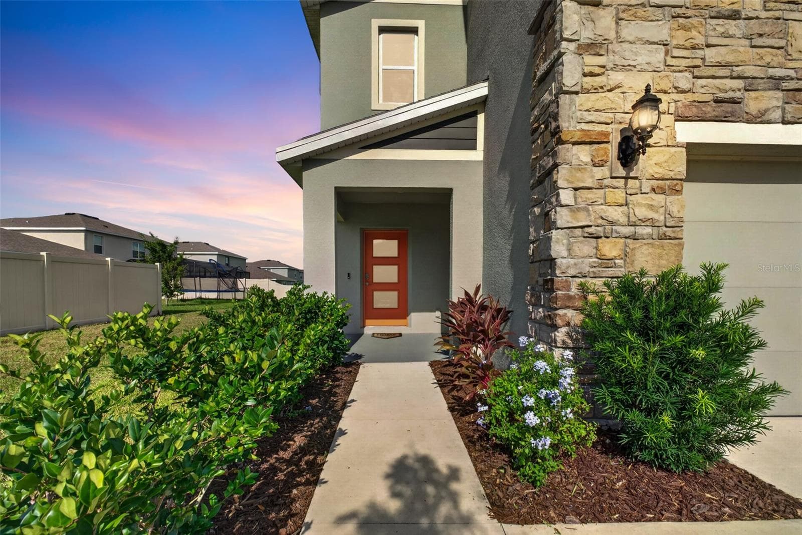 Single Family Residence at 9744 CRESCENT RAY DR, WESLEY CHAPEL, photo 2 of 76