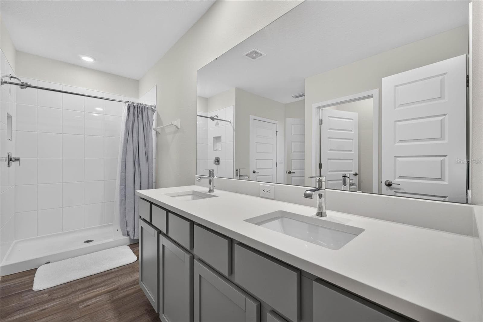Single Family Residence at 9744 CRESCENT RAY DR, WESLEY CHAPEL, photo 33 of 76