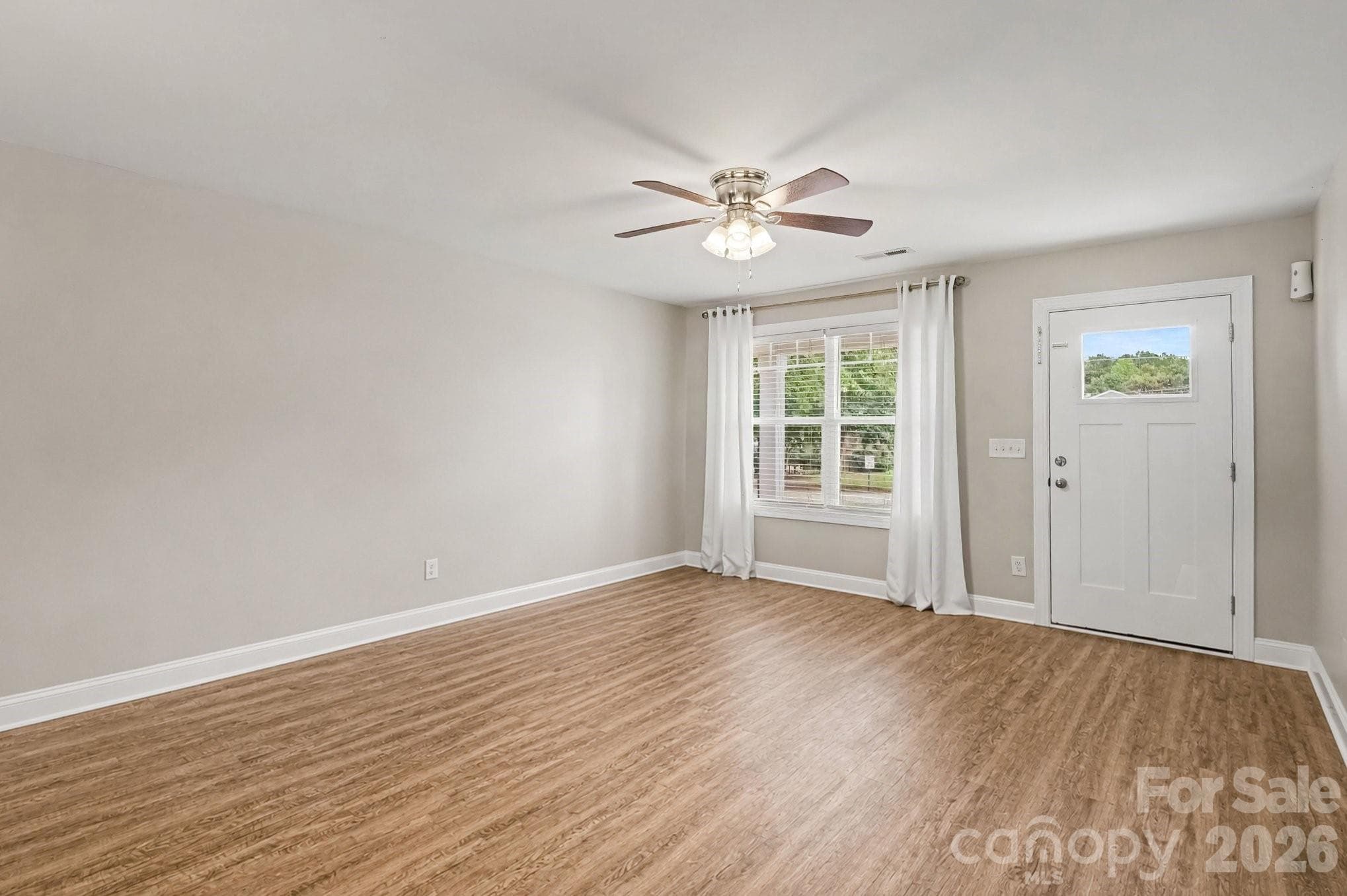 Single Family Residence at 185 Coley Street, Kannapolis, photo 9 of 32