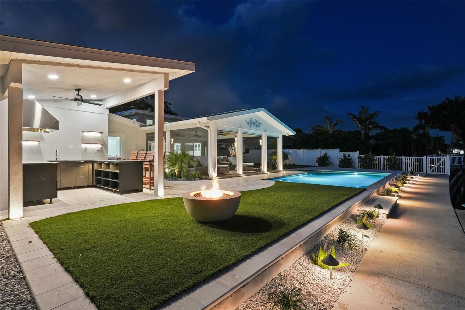 Ready for Nighttime Entertaining - 3896 42ND AVE S, ST PETERSBURG